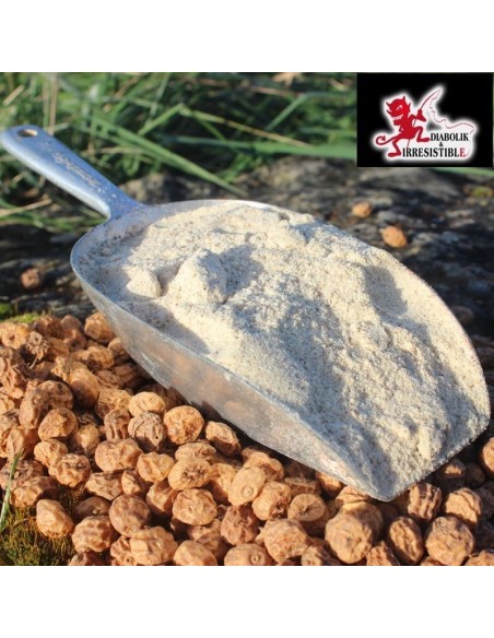 Farine de noix tigrée