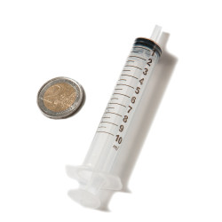 Seringue de dosage 10 ml – arômes & boosters carpe (précision 0,1 ml)